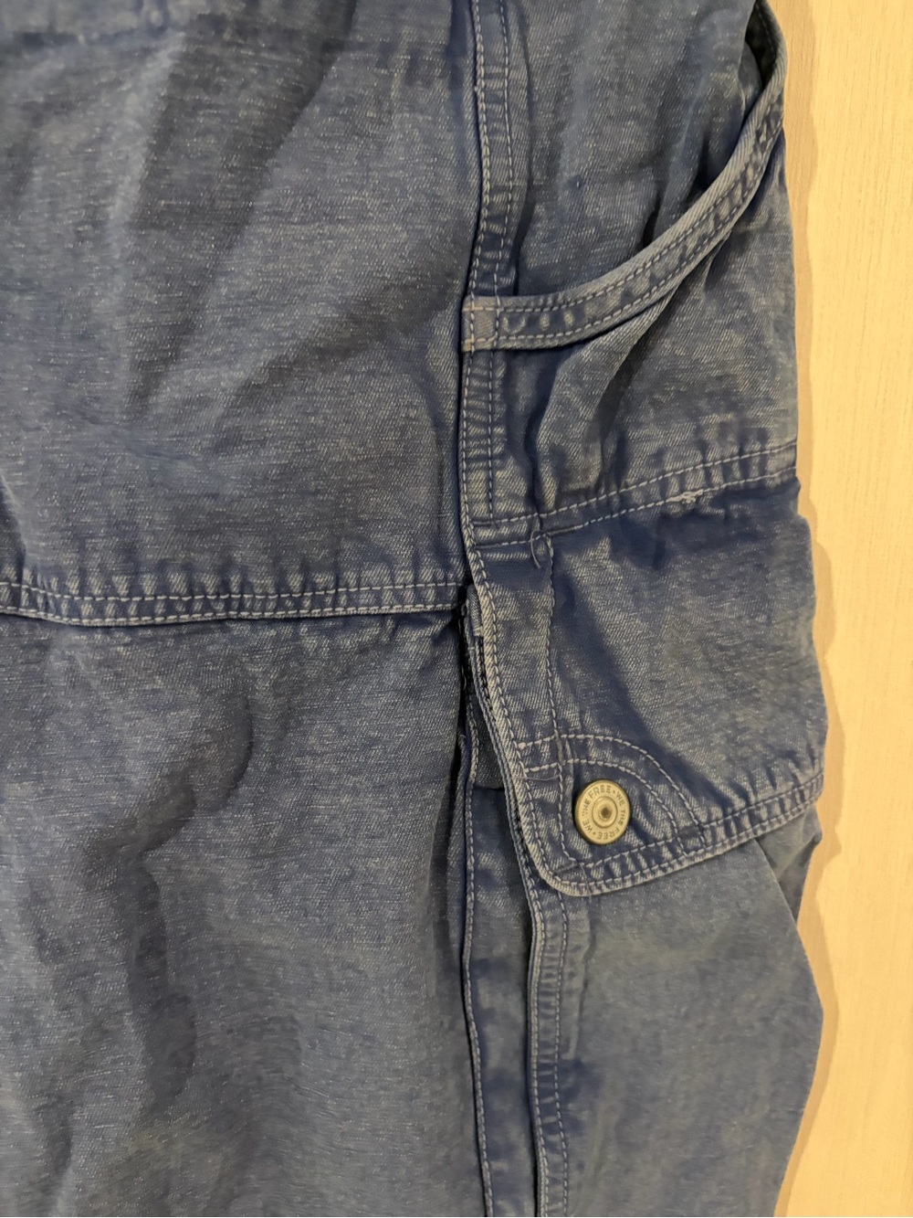 We The Free Brentwood Slouchy Cargo Pants Ebb & Flow (Blue) Size 6 NWOT Barrel - Picture 7 of 10